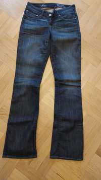 Levis jeansy lekko rozszerzane 27x34