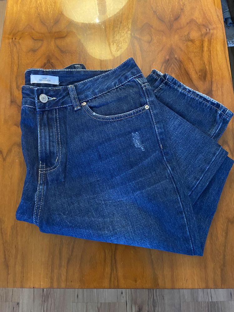 Spodnie damskie jeans firmy MOM goodies