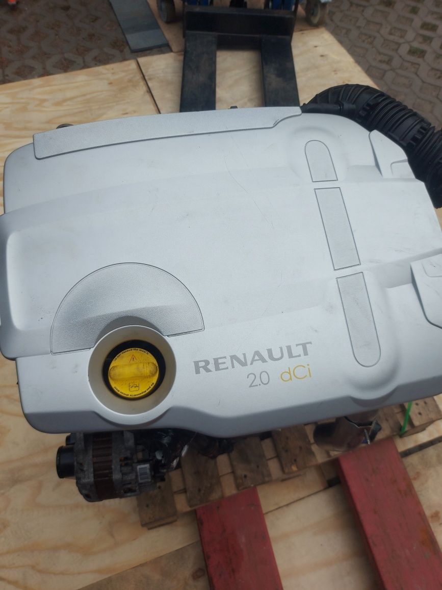 Śilnik 20 dci 2008r Renault