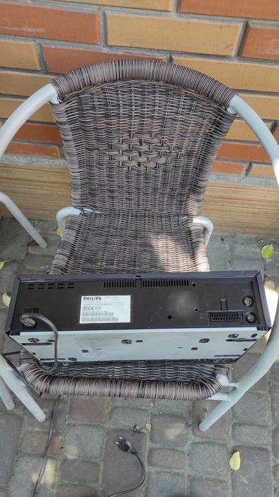 Продам DVD, відеомагнітофон, авто радіо.