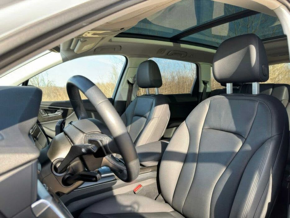Audi Q7 quattro Premium      2022