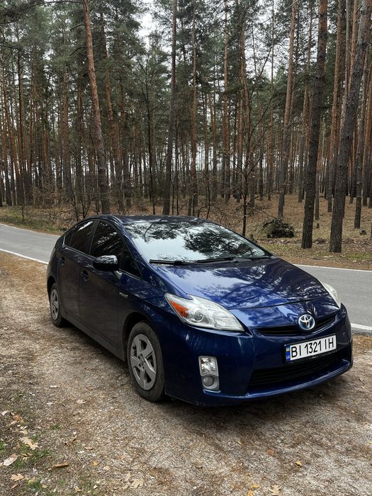 Toyota prius 1.8 гібрид