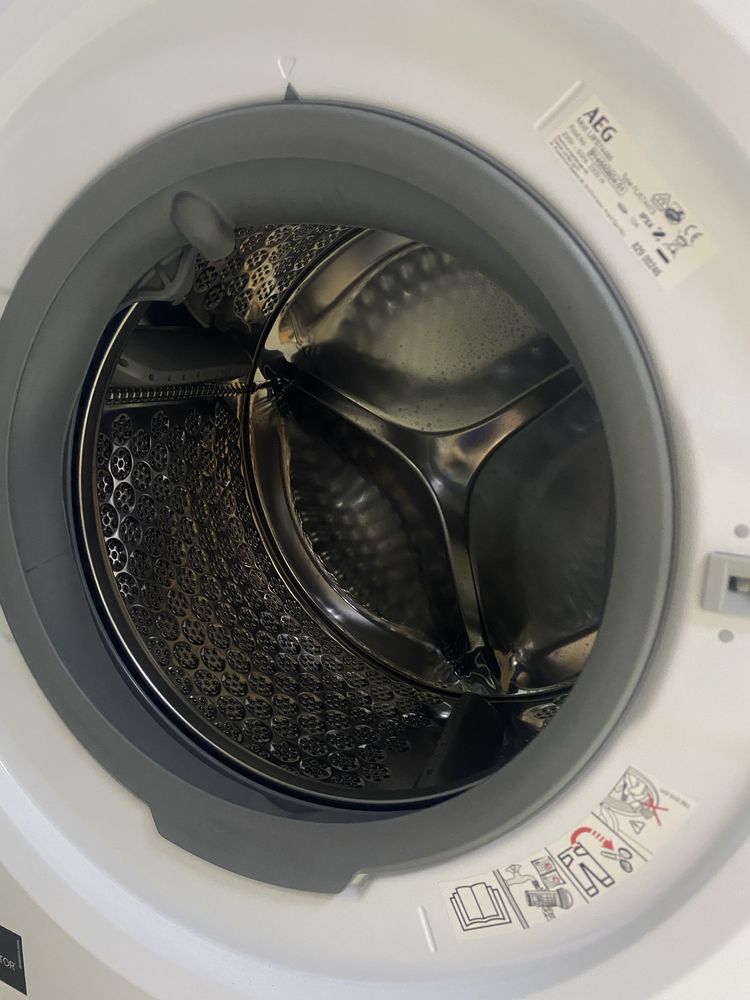 AEG L8FE74485 пралка з Німеччини 8кг