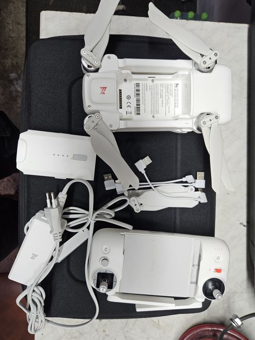 Dron Fimi X8 SE 2022 jak nowy (5 cykli ladowania)