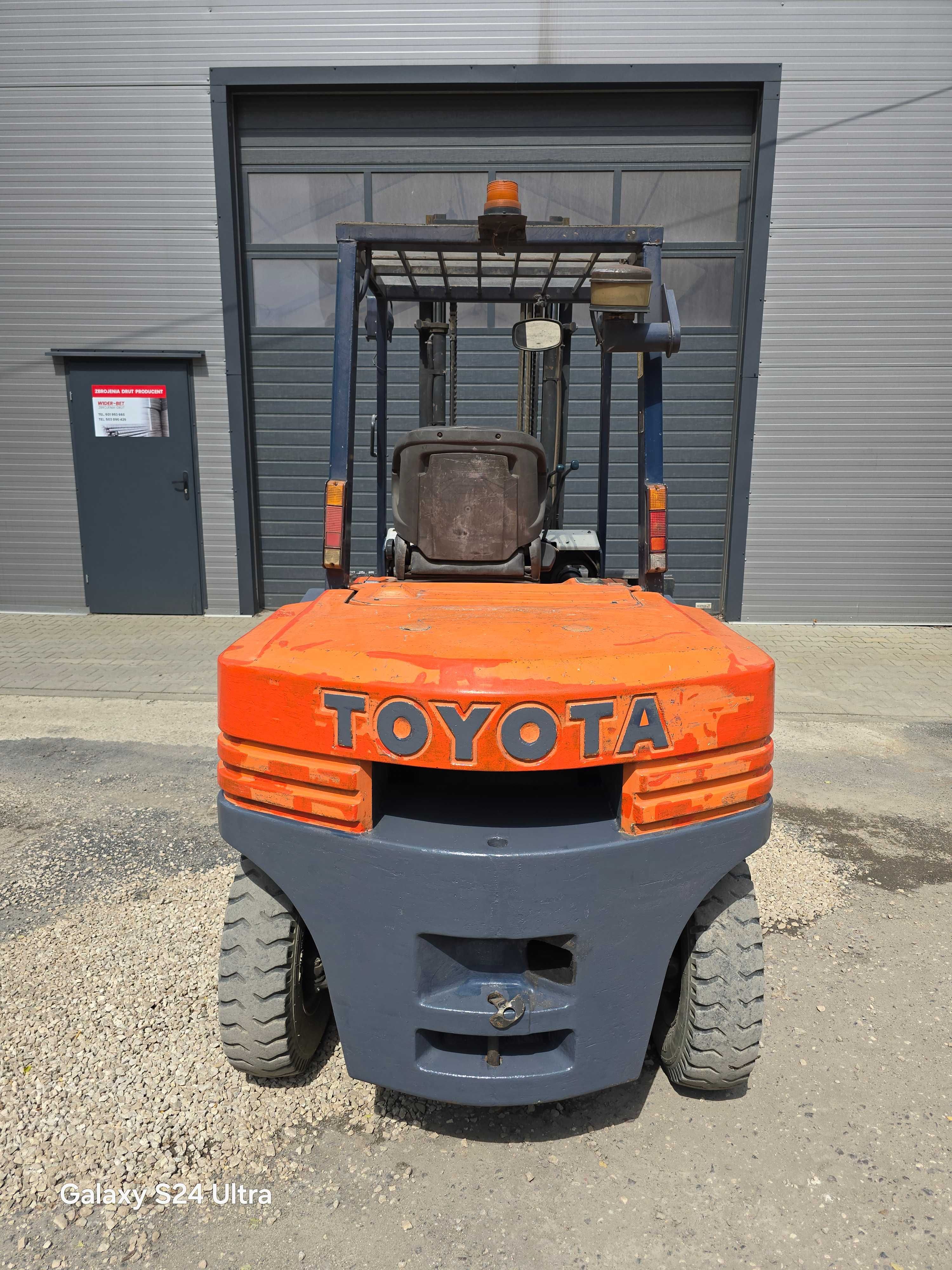 Wózek widłowy Toyota 5FD40