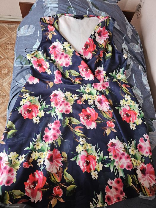 Сукня сукні різні великого розміру 64-66-68р