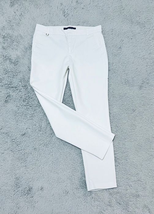 Zara r. S biale kremowe damskie spodnie chino