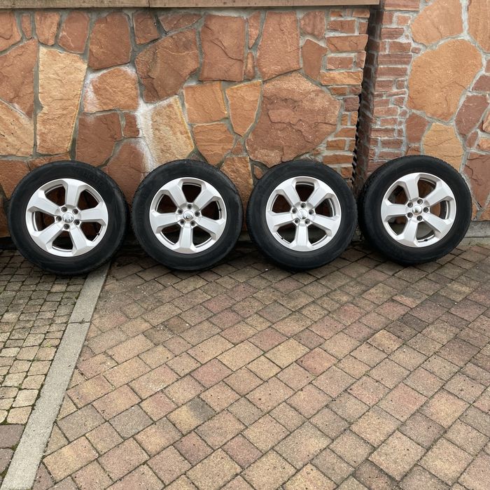 Felgi Jeep Compass z kompletem opon zimowych i letnich Jeep Compass