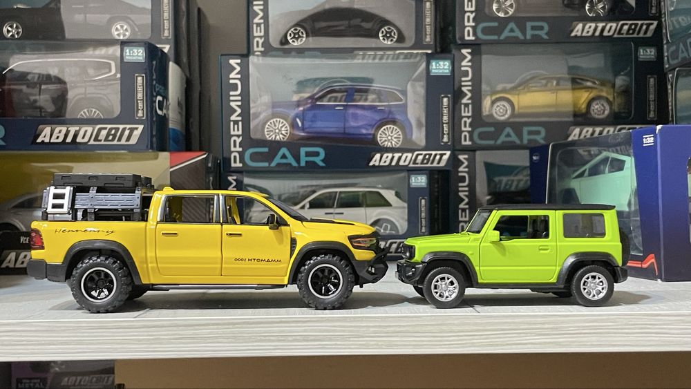 1:32 Нова модель Dodge Ram 1500 іграшка металева машинка в колекцію