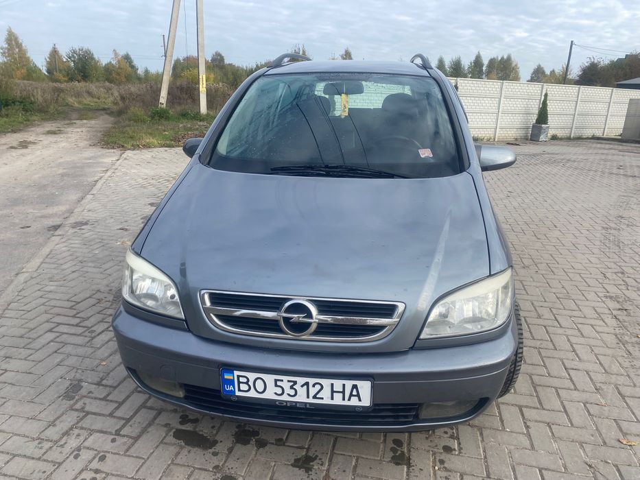 Opel Zafira 1.8 бензин
