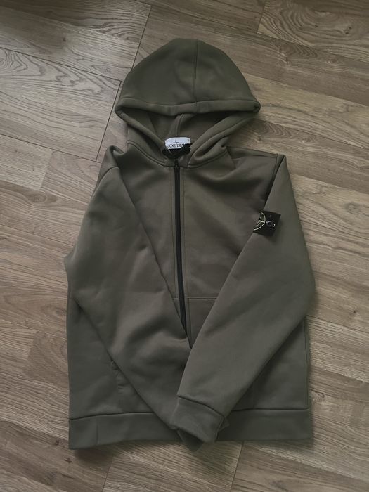 Продам кофту stone island