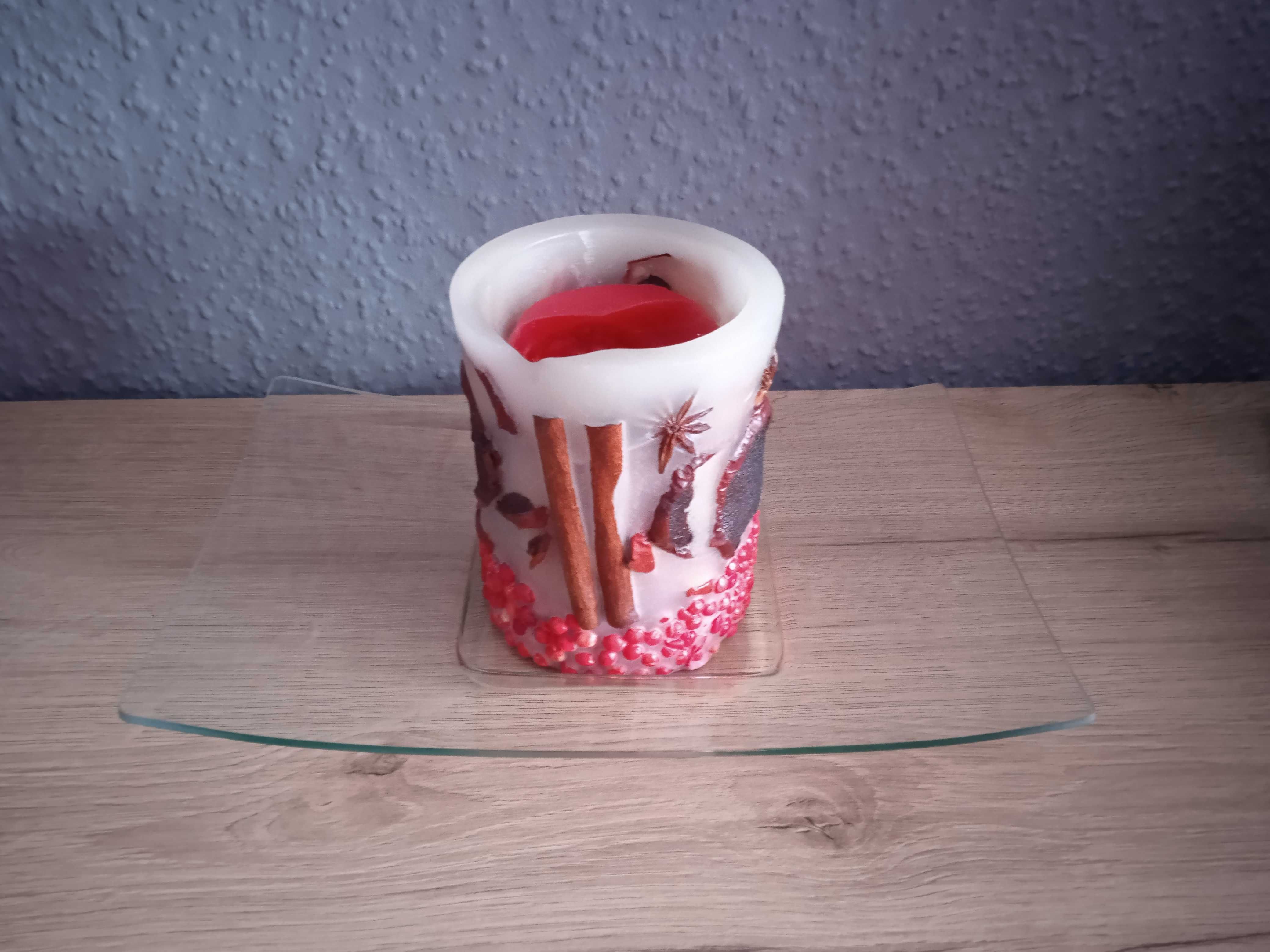 Szklana podstawka pod świece i świeczki, świecznik