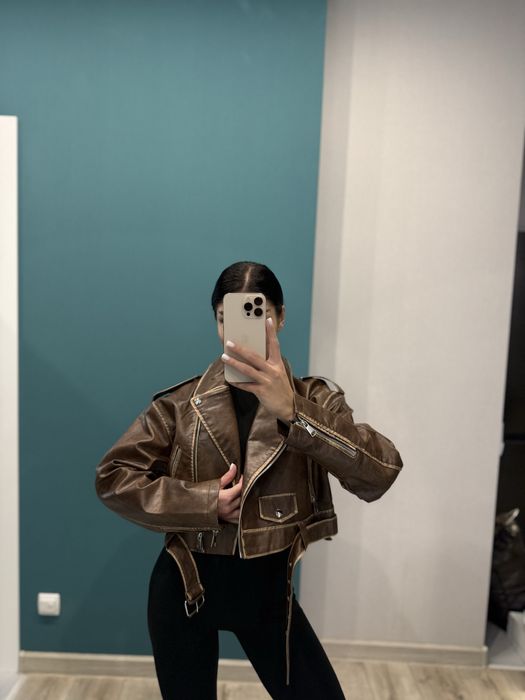 Куртка - косуха в отличном состоянии