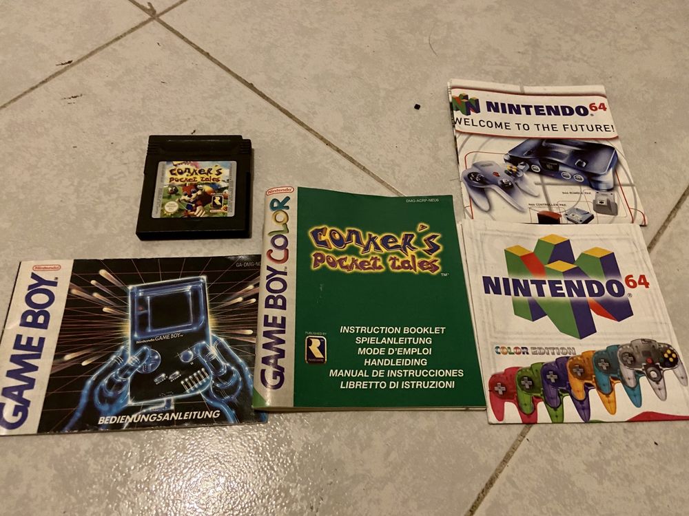 Conker’s Pocket Tales Game Boy Color (caixa completa)