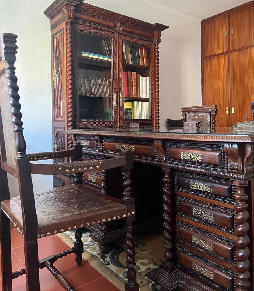 Mobília Antiga Pau Preto