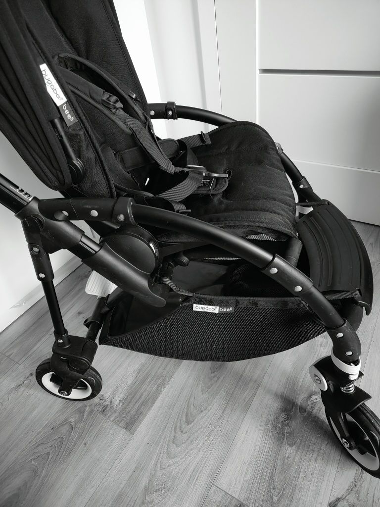 Wózek spacerowy Bugaboo Bee5 black/black