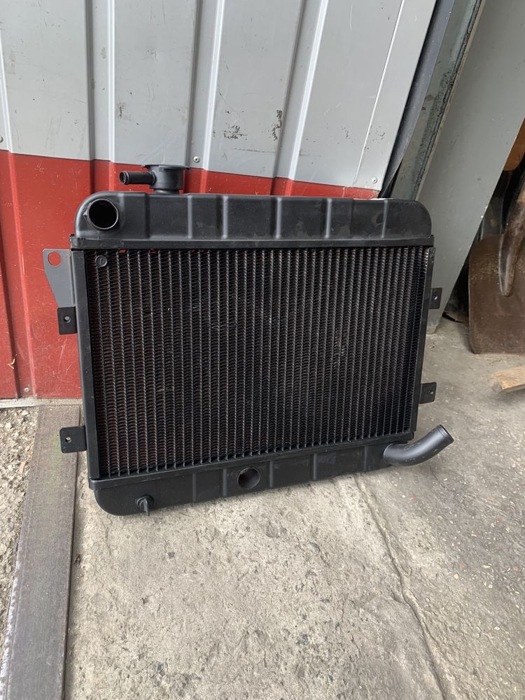 Медный радиатор охлаждения ВАЗ 2101 новый