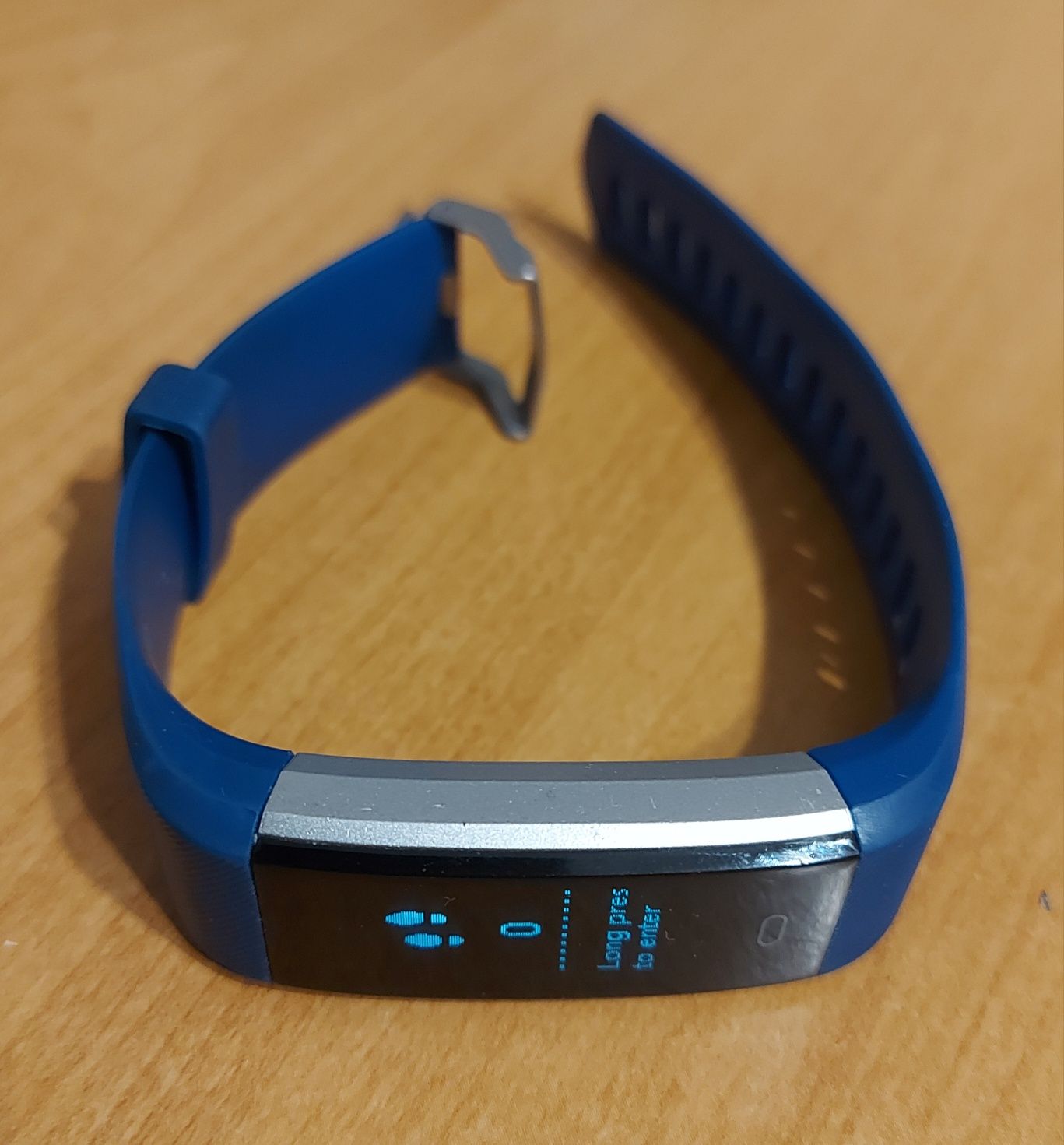 Opaska smartband antimi