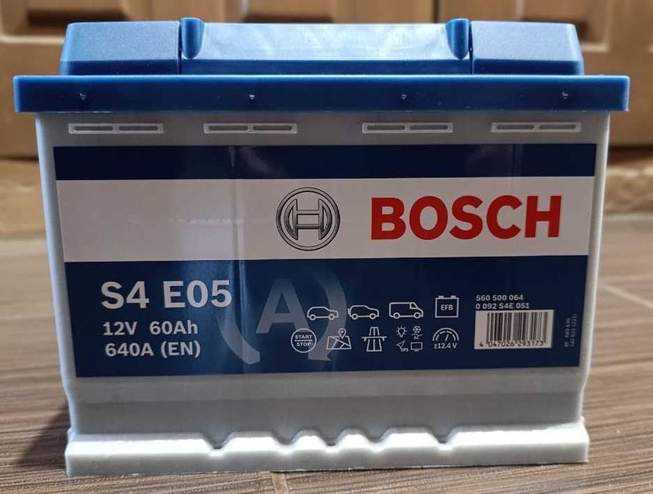 Акумулятор автомобільний Bosch 60Ah 640A S4 E05