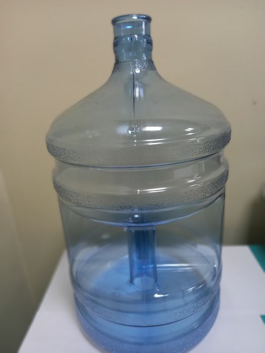 Бутель. Бутель полікарбонатний. Бутель для води 18.9л. Бутиль з ручкою