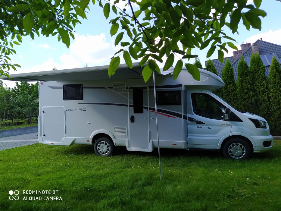 Kamper wynajem - Roller Team Zefiro 267 TL i Benimar Tesoro T463