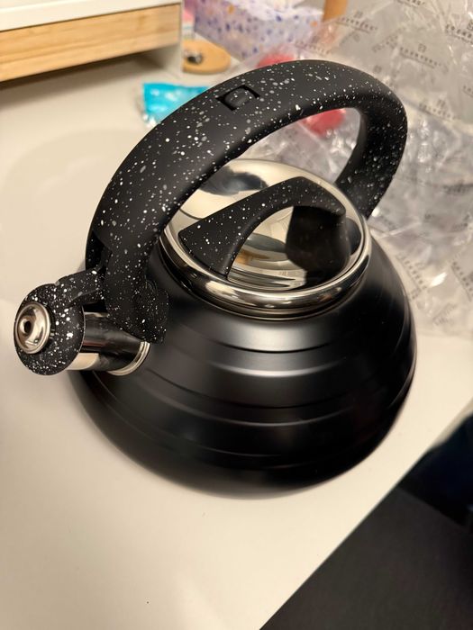 Czajnik na wszystkie rodzaje kuchenek