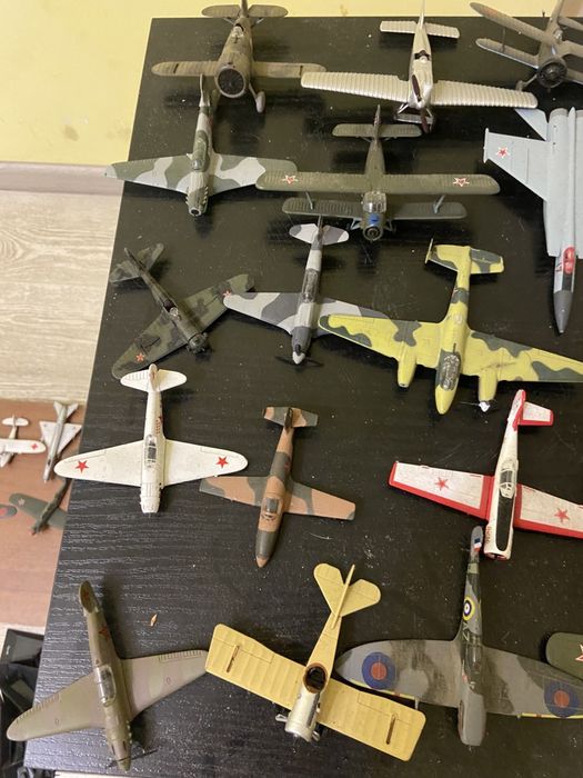 Продам самолётики.