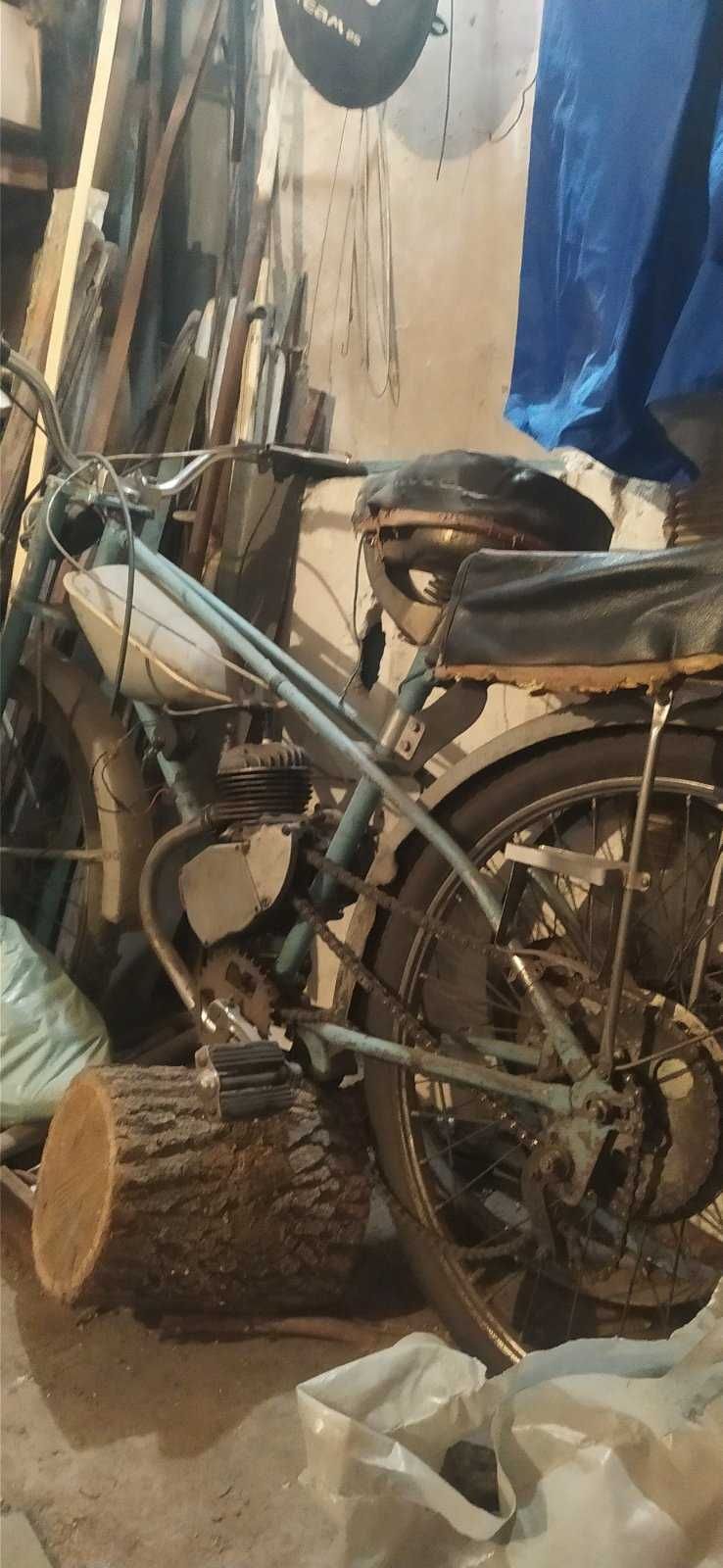 продам  мопед  ссср  ПВЗ МВ-18-М.