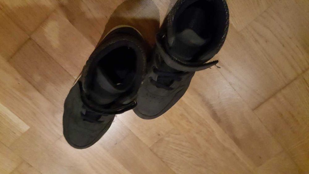 продам осінні черевики, ботінки