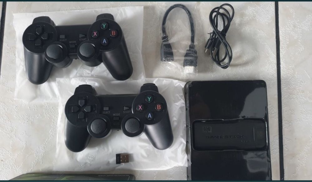 Продам Игровую приставку,  консоль game stick 4k