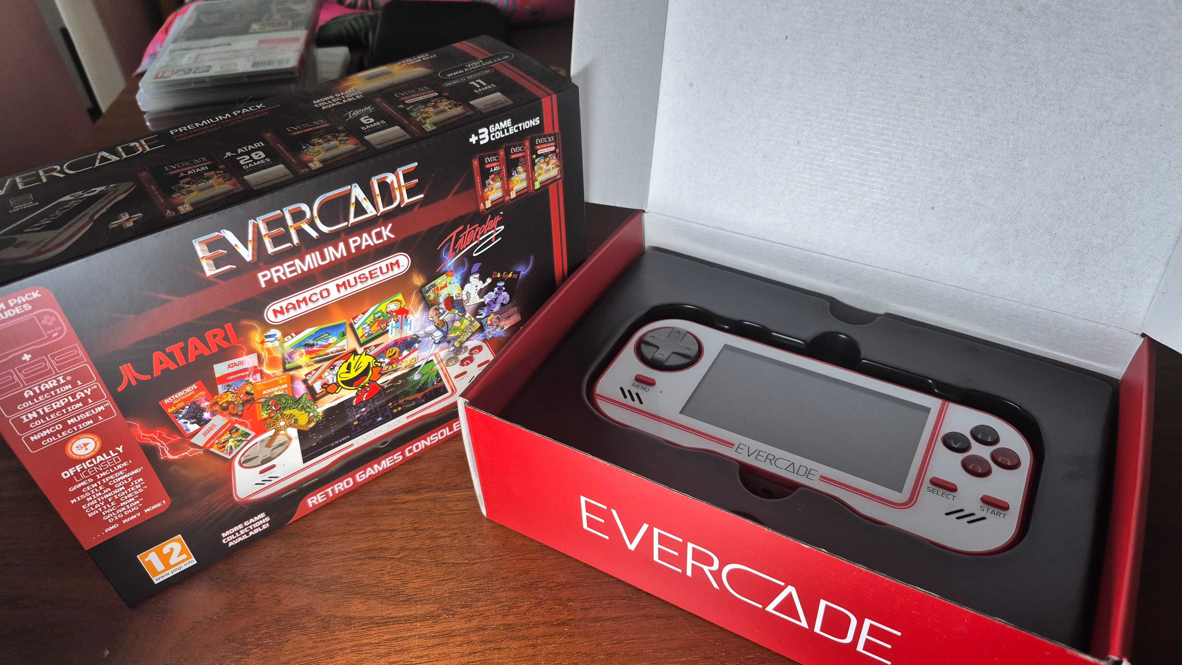 Consola Retro Evercade Premium Pack Usada Excelente Estado