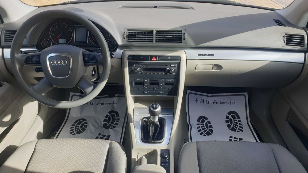Audi A4 B7 1,8T Quattro 163KM, nawigacja, klimatyzacja, tempomat!