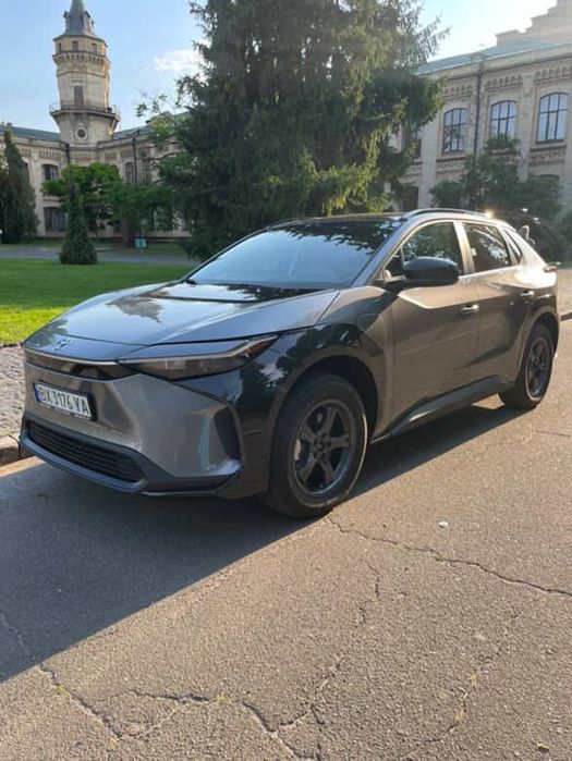 Toyota BZ4X 2024 (XLE) Japan AWD