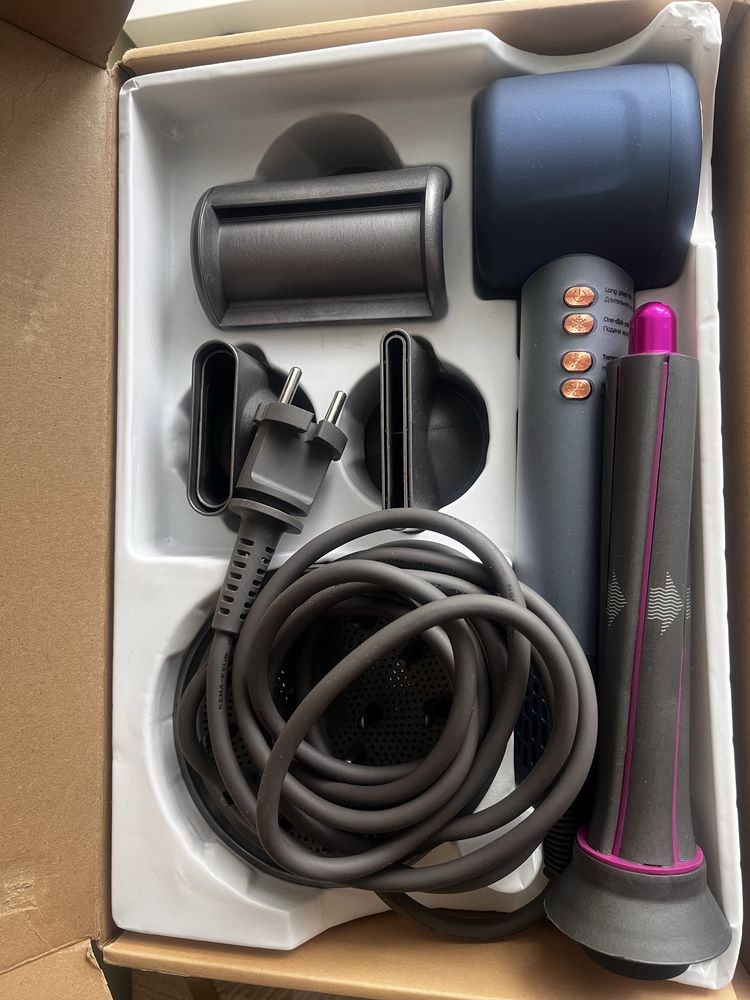 Suszarka typu Dyson Air wrap