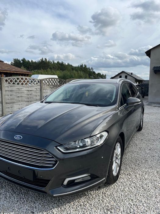 Sprzedam Forda Mondeo mk5 2017r