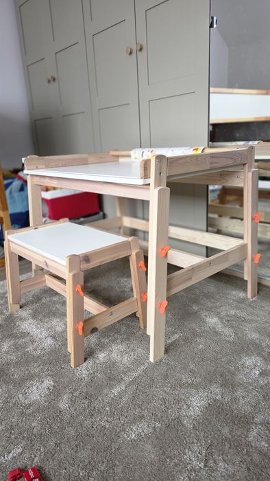 Biurko z ławką Rosnące z dzieckiem Ikea