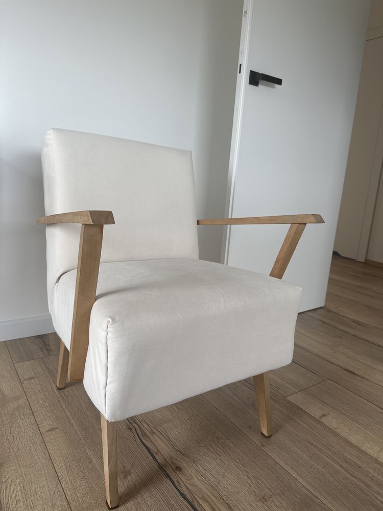 Fotel PRL krzesło