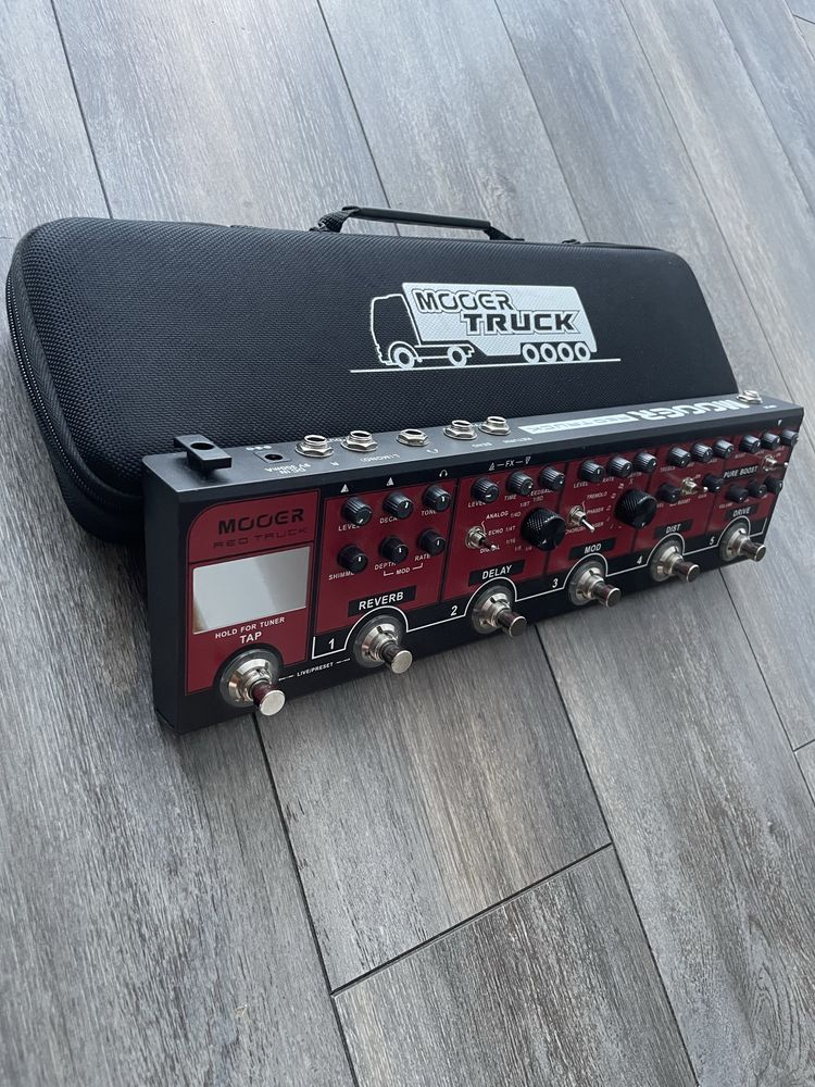 Mooer Red Truck - multiefekt gitarowy