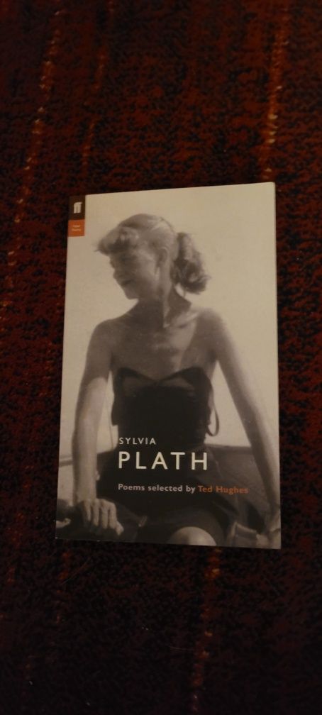 Sylvia Plath Poems selected by Ted Hughes po angielsku