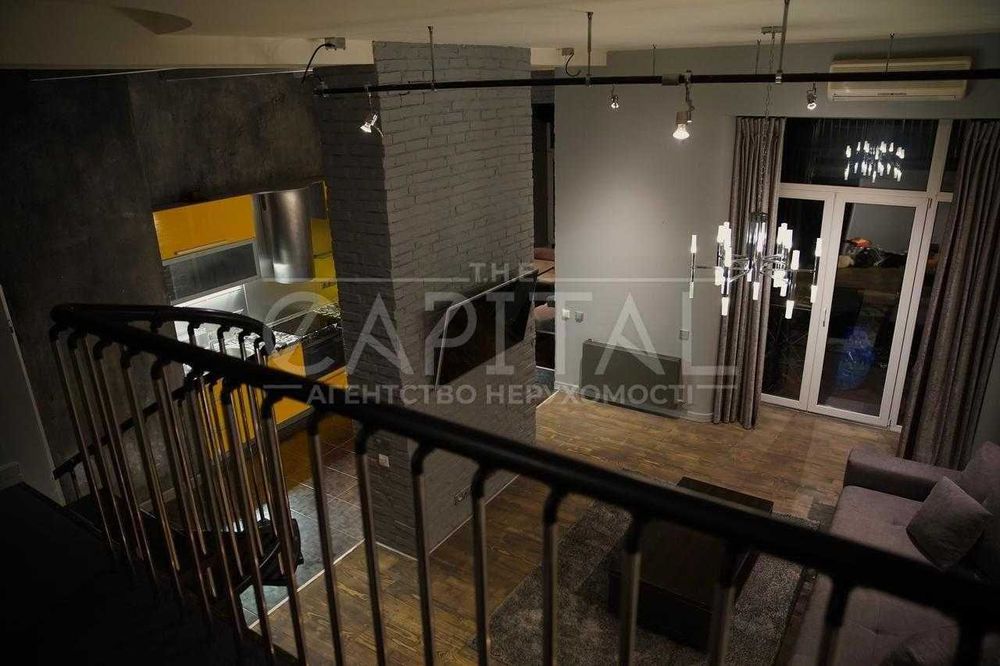 Аренда Квартира  ул. Андреевский спуск  Подол  Киев