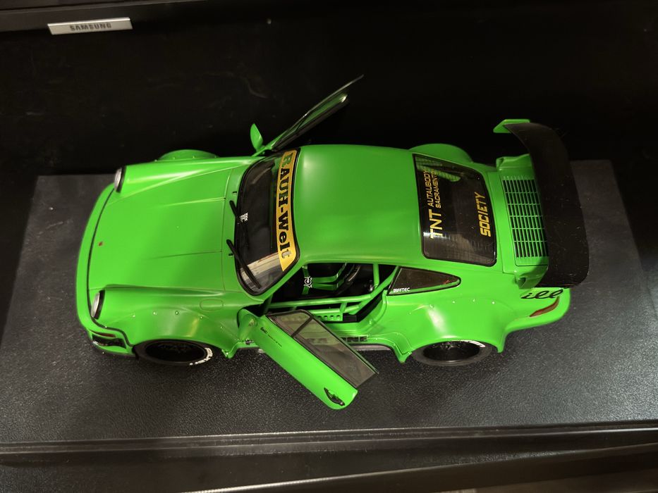 Porsche 911 (964) RWB Pandora one 1:18 Solido