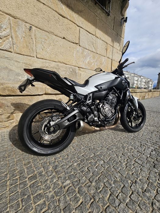 Yamaha MT-07 ABS (Possibilidade de Financiamento)
