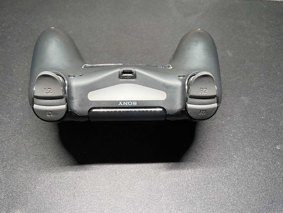Kontroler Playstation 4 (używany)