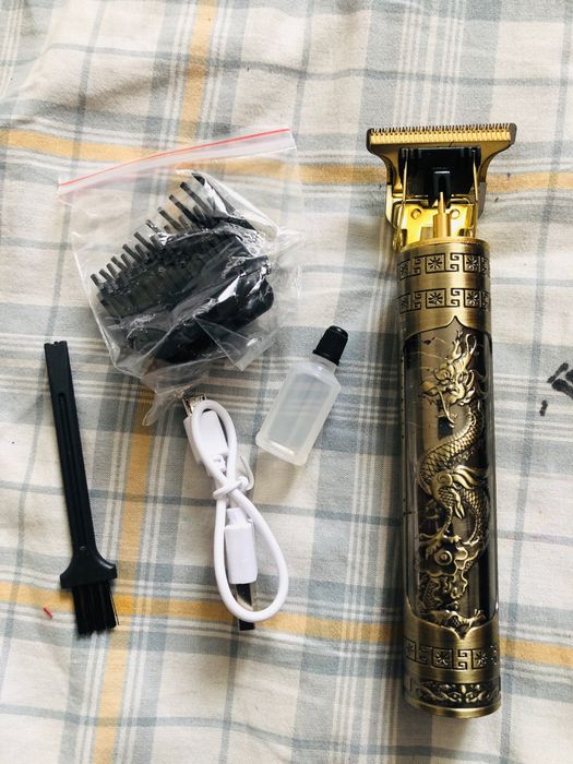Promoção Barbershop máquina nova T9 Trimmer