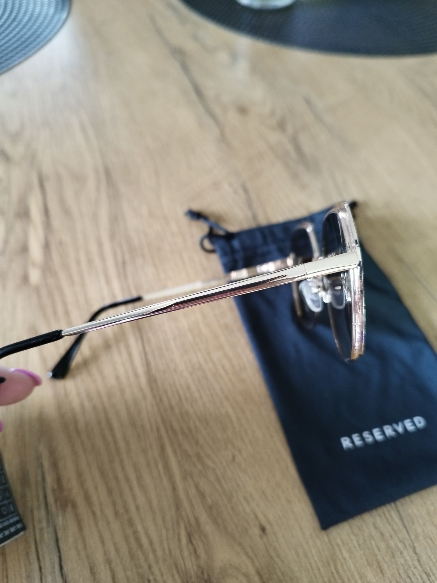 Nowe okulary przeciwsłoneczne Reserved