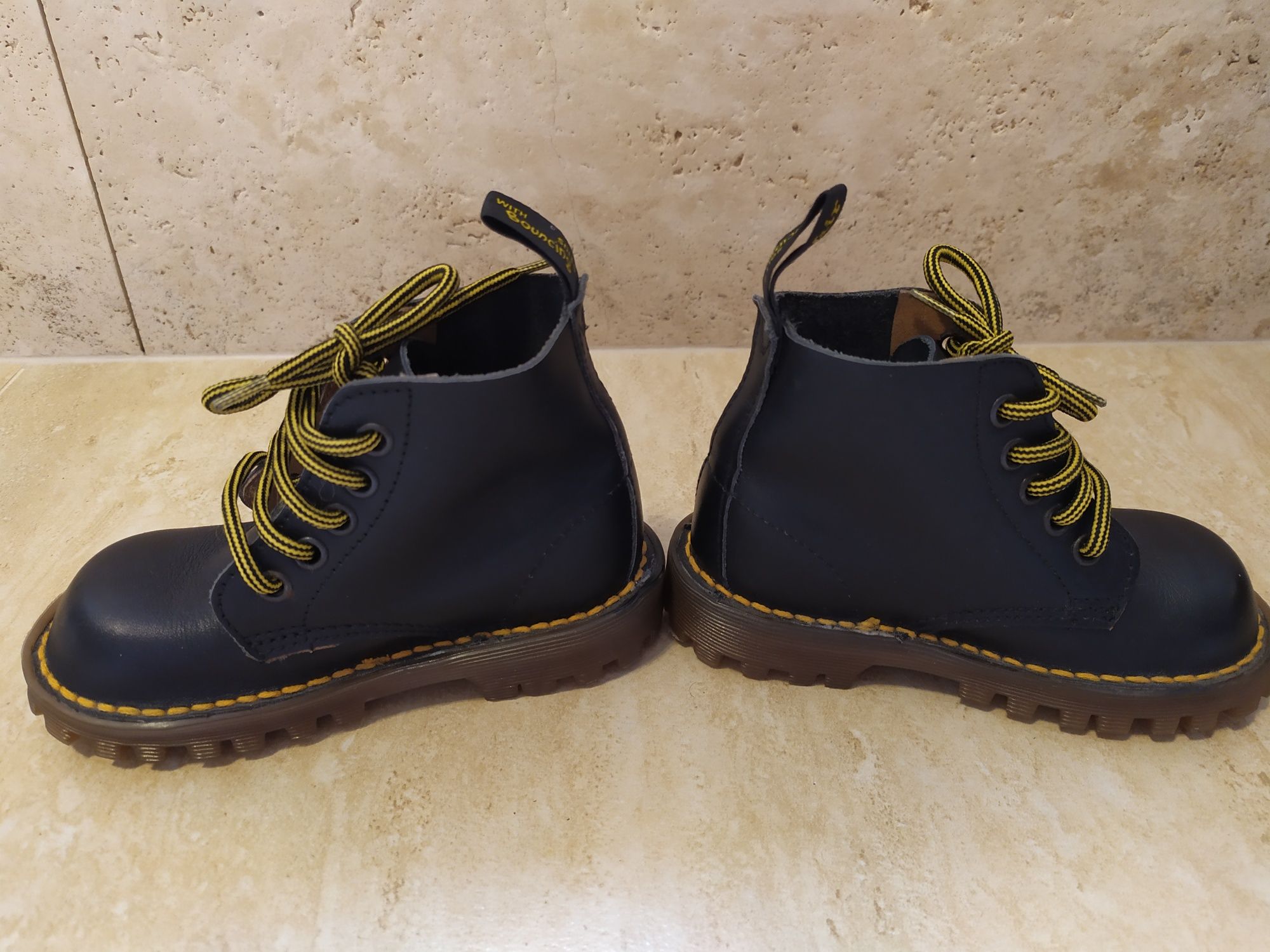 Dr. Martens rozmiar 24. Nowe.