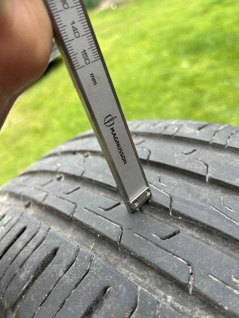 Opony letnie CONTINENTAL EcoContact 6 Q 215x65 r17 z 2020r

Czytaj