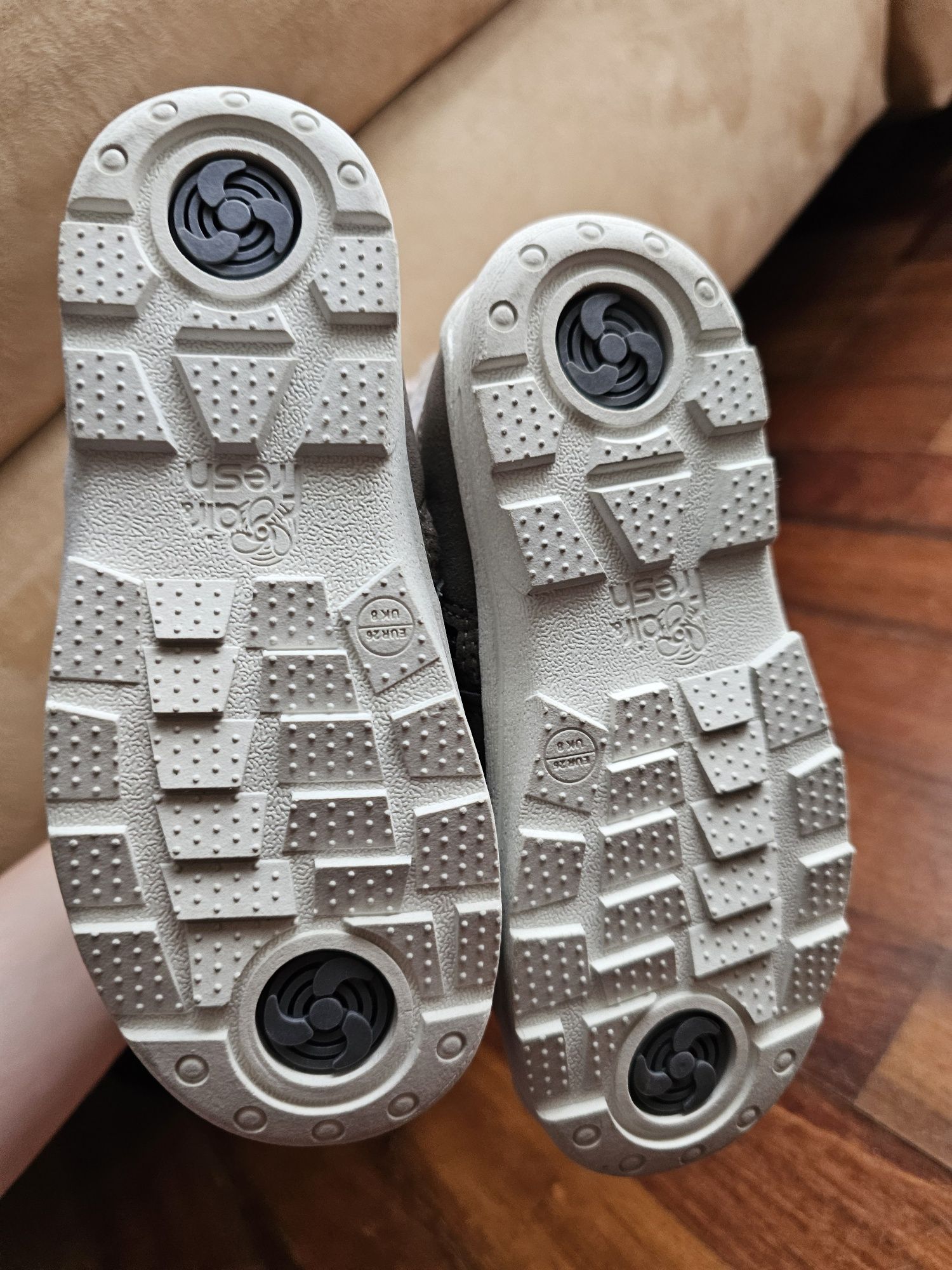 Nowe buty kozaki ocieplane