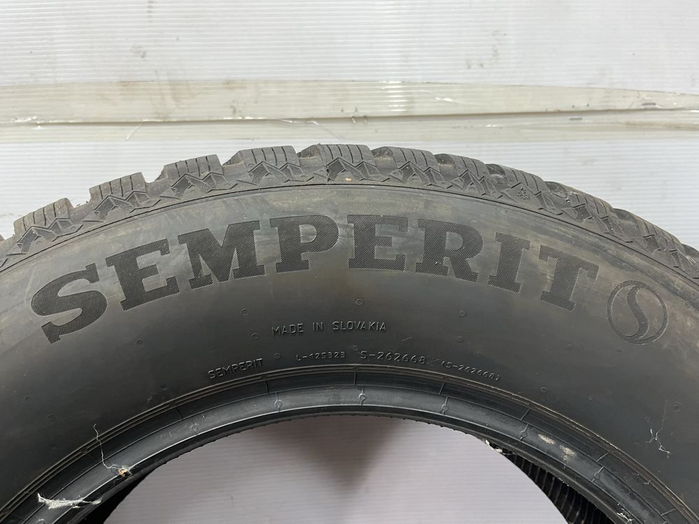 215/70/16 100T Semperit Speed Grip 5