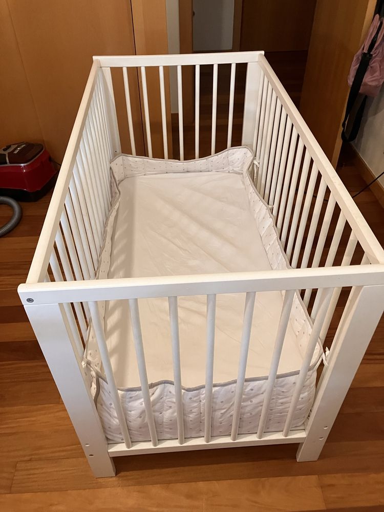 Berço/ cama grades ikea